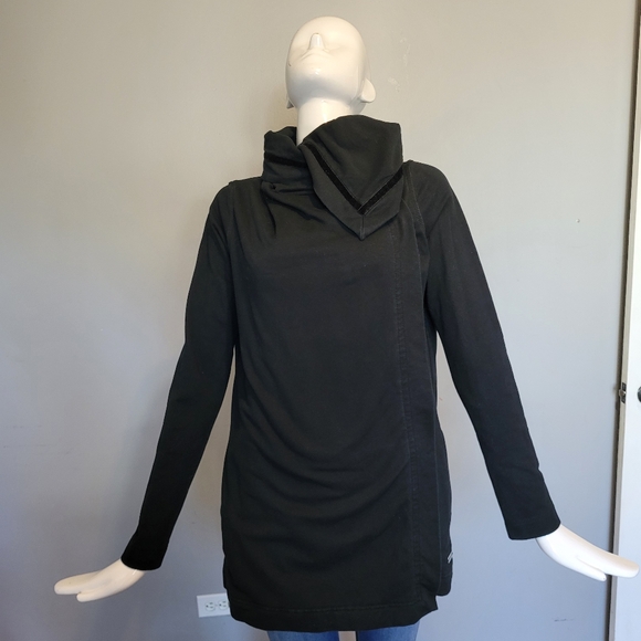 Lululemon Savasana Wrap in Black, VGUC, Size 6 - Picture 3 of 10